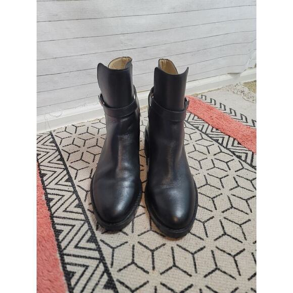 ANN TAYLOR LEATHER BLACK ANKLE BOOTIES, SZ 7 - Picture 4 of 15